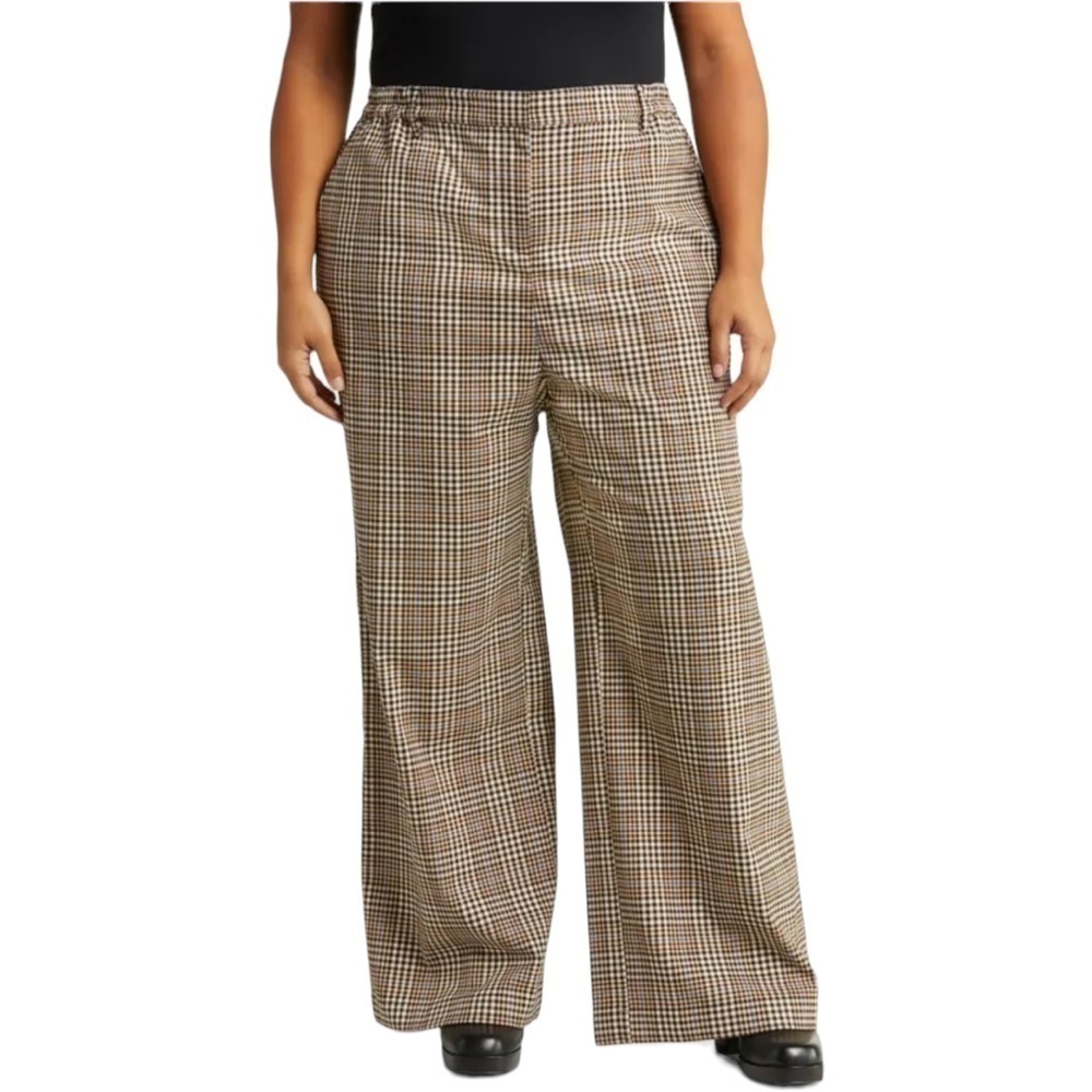 Treasure & Bond Drapey Plaid Pants in Tan-Ivory Bethany Plaid US 3X